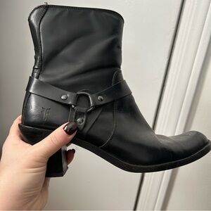 Frye Women’s Black Leather Biker Moto Boot Heels with Harness Buckle Size 7.5